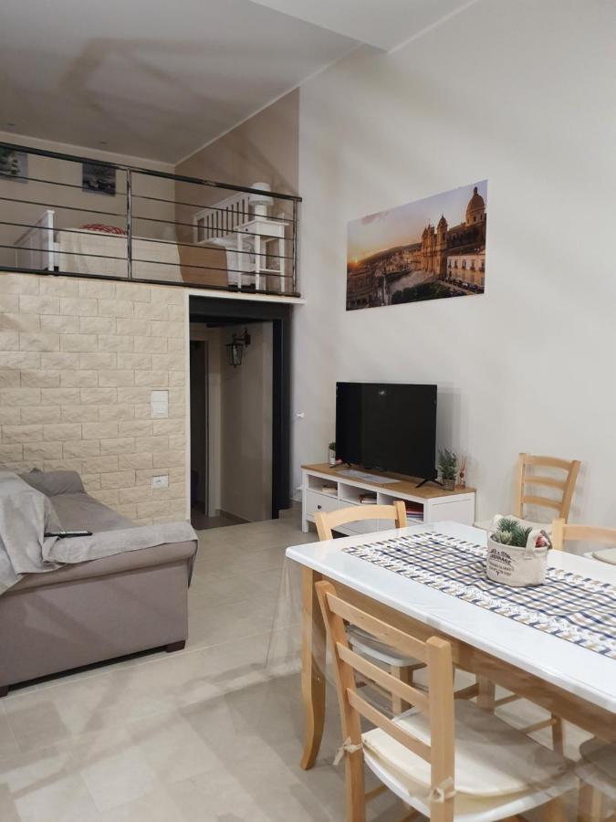 Casa Vacanze Calamandrei Noto Ngoại thất bức ảnh